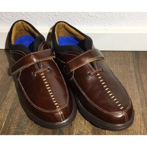 DR COMFORT Delight Walnut Womens Loafer  Size 9M